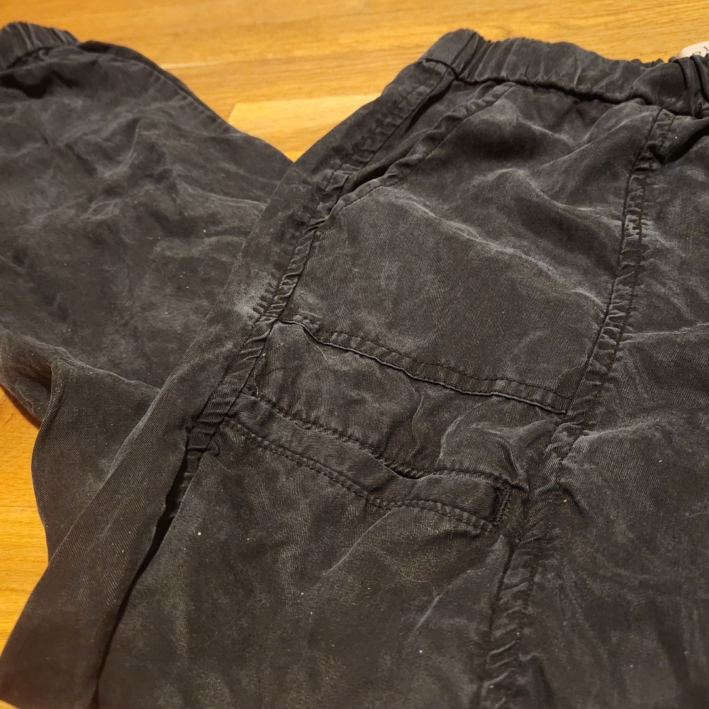 🤠 Philosphy Cargo Crop Pants - Picture 8 of 8